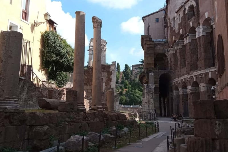 Ancient Rome with Archaeology - Small Group Only - Why archaeology makes Roman monuments click instead of blur