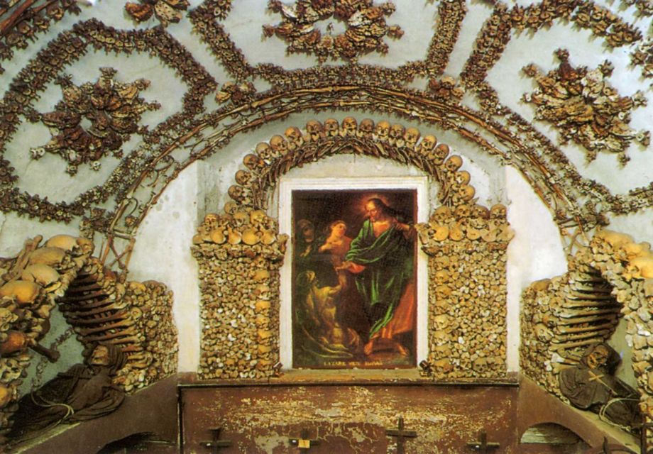 Capuchins Crypt: Christmas Baroque Concert - Your 1.5-hour flow: museum/crypt before the singing