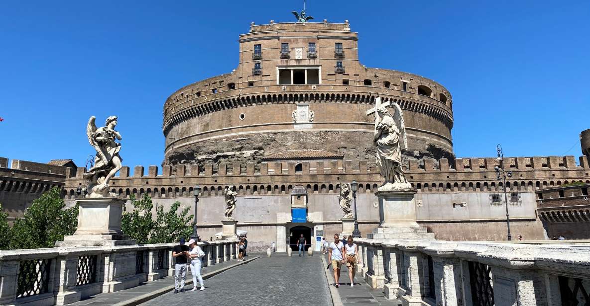 Castel Sant'Angelo Skip the line Ticket with Hop-on Hop-off - The payoff view: terrace photos over the Tiber and Ponte Sant’Angelo