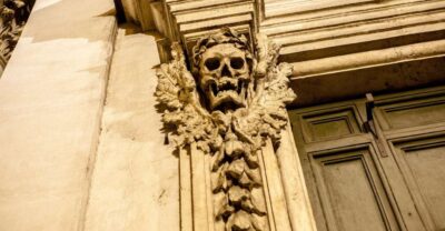 Dark Heart of Rome: Facts, Legends, and Mystery Tour - Where you meet and how to spot your guide without stress