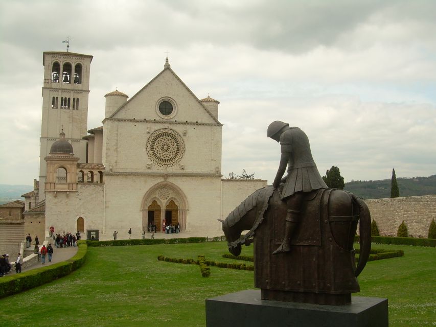 Day trip from Rome to Assisi and Orvieto - 10 hours - Rolling past Perugia toward Deruta’s ceramics