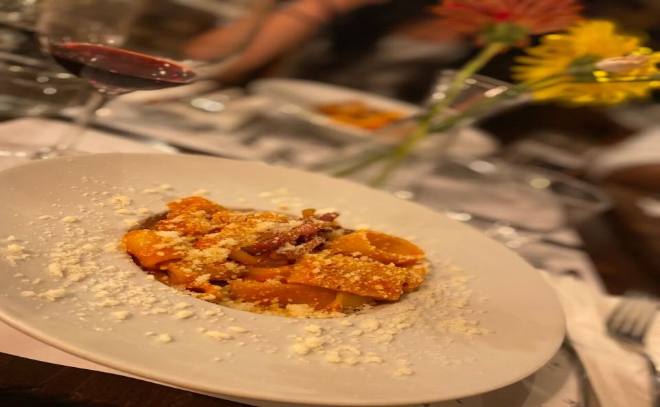 Delicious Roman dinner & Juicy Roman history - Starting at Piazza Navona: the right place to begin