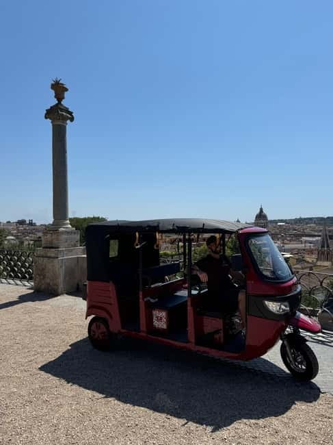 E-Tuk Tour: Express Highlights of Rome - Trevi Fountain coin moment and Pantheon stop