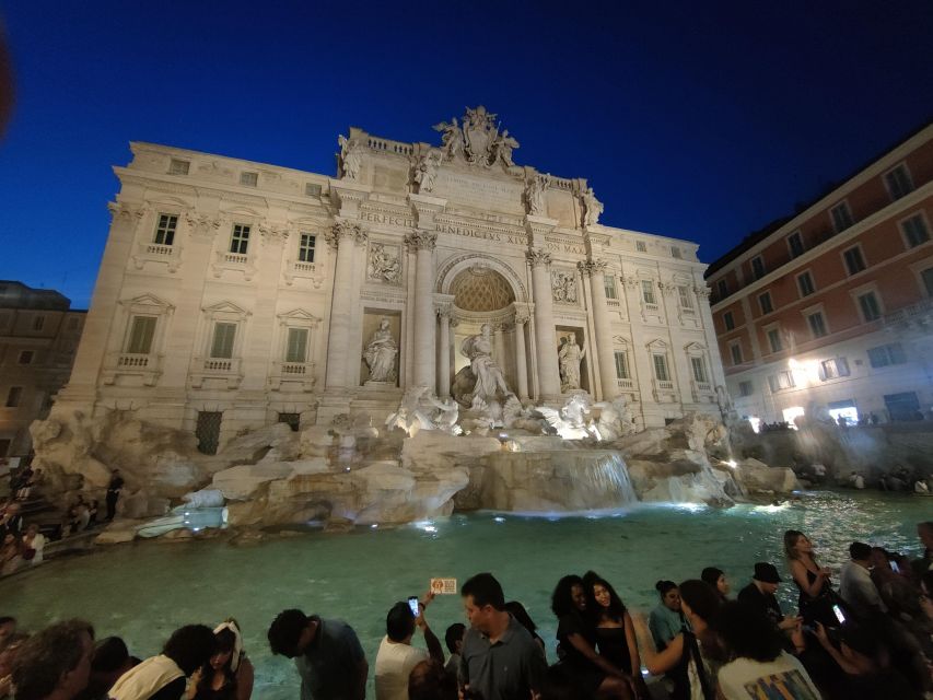 Elegant Rome by night tour and dinner in a local restaurant - Saint Peter’s Square: Guided Walking Time and Evening Atmosphere