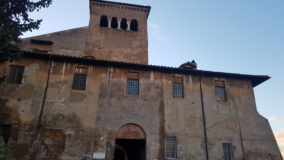 Explore Christian Rome and the Underground of San Clemente - Dress code at basilicas: the rule that can make or break your afternoon