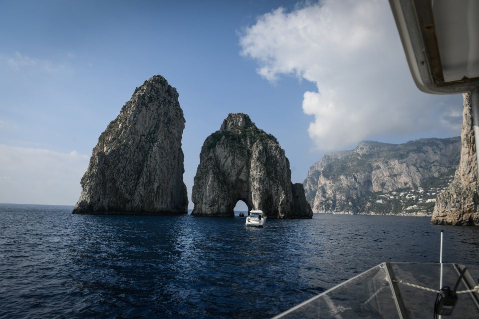 From Rome: Capri and Anacapri Guided Tour and Island Cruise - From Rome Termini to Naples: What “guided tour from Rome” really means