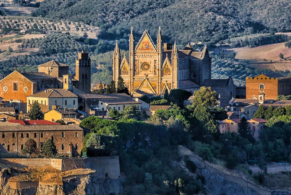 From Rome: Full-Day Assisi & Orvieto Semiprivate Tour - Basilica of San Francesco: Giotto and Cimabue in Real Life