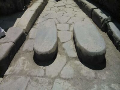 From Rome: Pompeii and Naples, Full Day Tour with Lunch - Pompeii with an official guide: markets, thermal baths, and homes