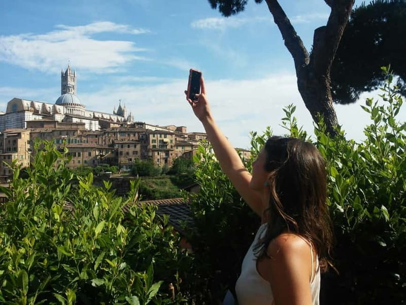 From Rome: Tuscany & Siena with Wine Tasting and Lunch - San Gimignano: towers, walls, and the Manhattan of Tuscany nickname