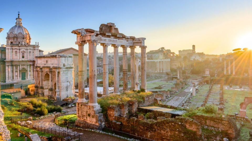 Gladiators & Saints: Colosseum Arena and St. Peter's Prison - Mamertine Prison (7th century BC): the early-Christian stop you can’t fake