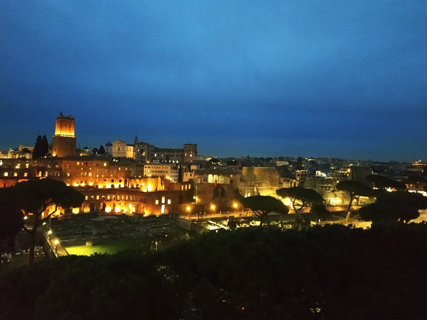 Guided tour of Roman Forum & Palatine Hill - Imperial Fora: the controlled power center
