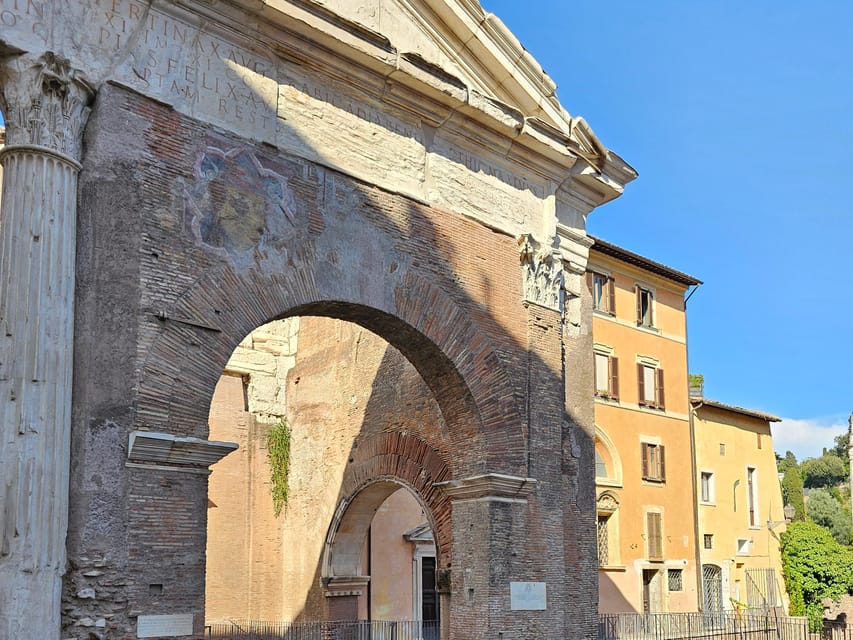 Hidden Gems of Rome Walking Tour - Tiber Island and Santa Cecilia: assassination-attempt vibes and a calmer ending