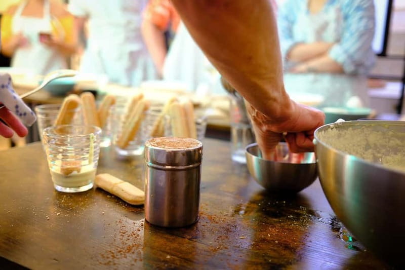 Lunchtime Pasta Pro Workshop - Carbonara or Cacio e Pepe: Turning Pasta Into a Real Roman Lunch