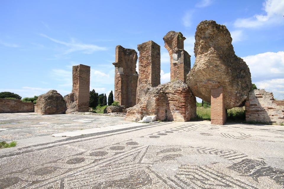 Ostia Antica: Hidden City Guided ENGLISH Tour with Transfer - Why Ostia Antica is easier to love than Pompeii