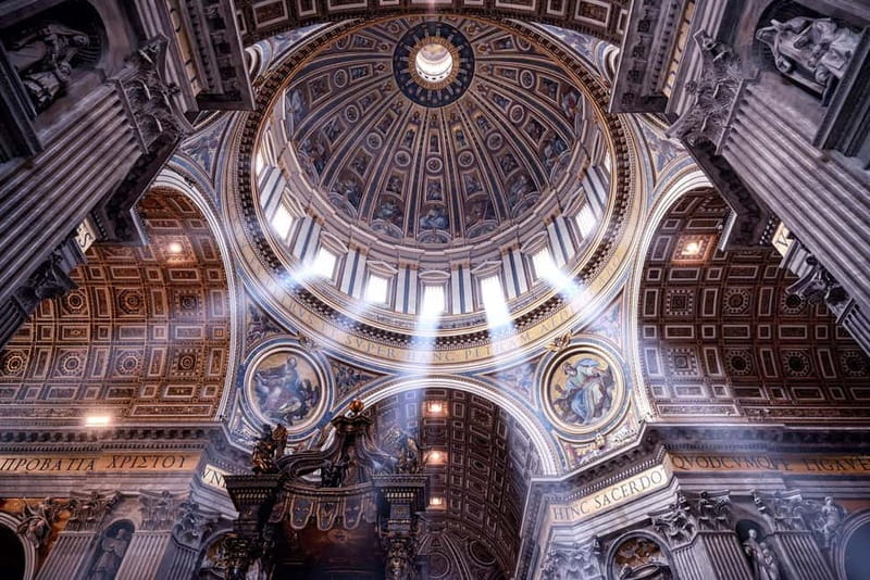 Peter’s Basilica & Pantheon with Guide Tour - Raphael’s tomb and the papal-tomb context you may choose to add