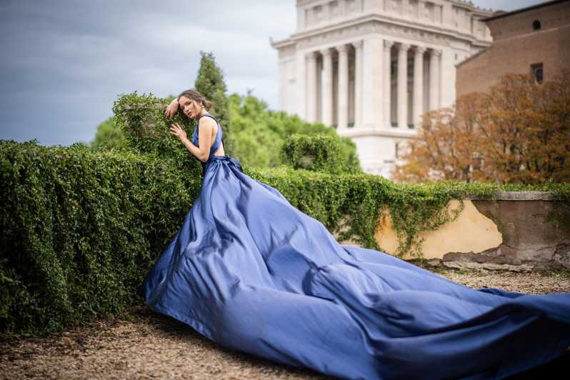 Professional Photoshoot in the Eternal City Rome - The flying dress option: 17 colors and motion-friendly styling