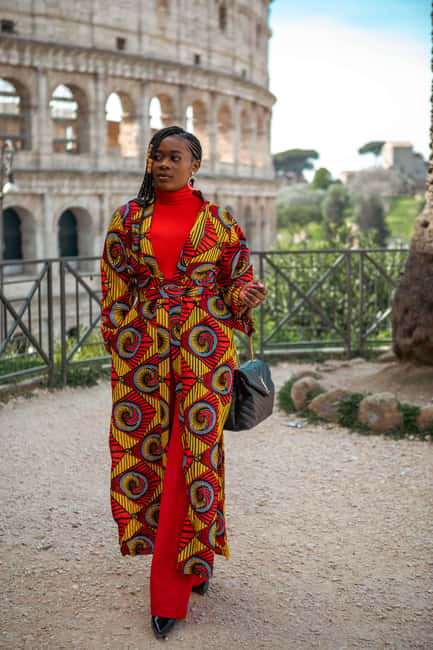 Professional Photoshoot in the Eternal City Rome - Languages and comfort: you can work with the guide