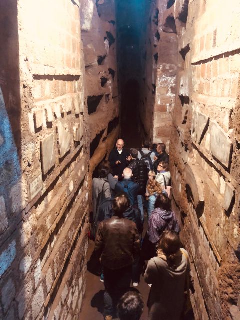 Roman Catacombs Guided Tour with Transfer - Inside the Underground Cemetery: What You’ll Actually See