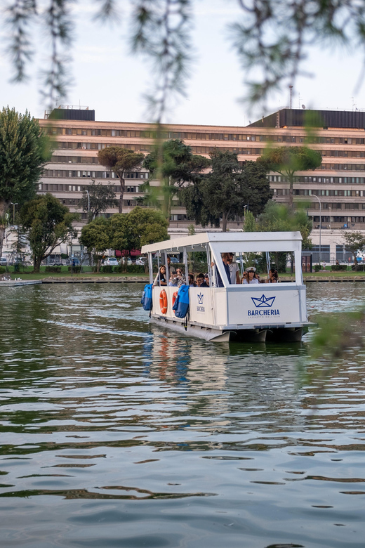 Rome: 30-minute boat tour to Laghetto dell'Eur - Key Things to Know Before You Go