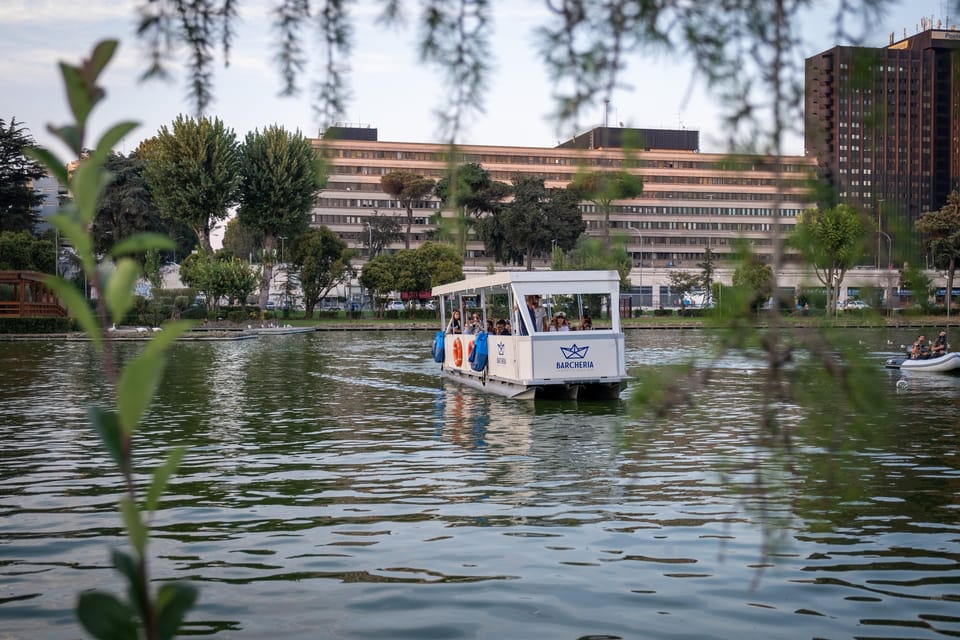 Rome: 30-minute boat tour to Laghetto dell'Eur - Timing, Season, and Weather: When This Works Best