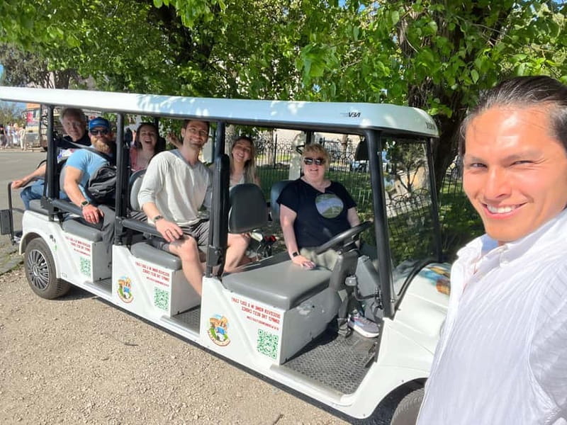Rome: 4 hours Deluxe Golf cart Personalised Sightseeing tour - Pickup details that affect your day