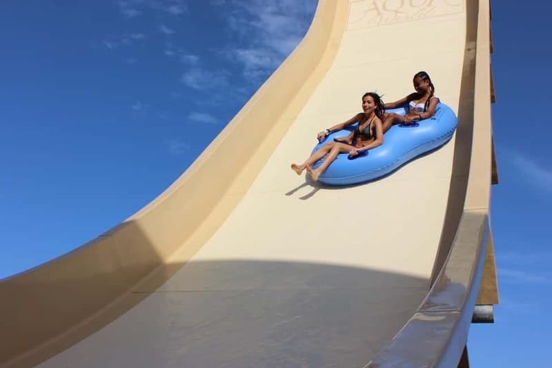 Rome: Aqua World, enjoy a summer of fun in the water park - Cinepiscina: the 1700 m² swimming pool with a giant cinema screen