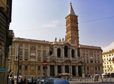 Rome: Basilica of St Mary Major Catholic Pilgrim Tour - Finding Your Way: The Fountain Meeting Point and Quick Orientation