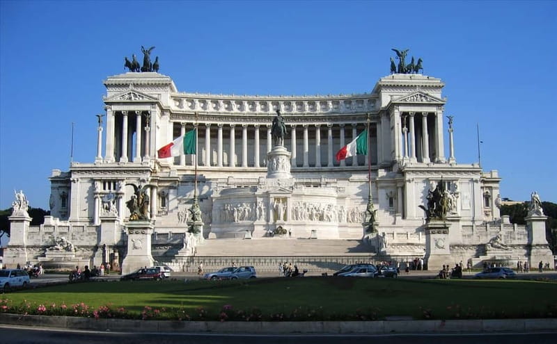 Rome Bike Rentals - Why this bike ride works in Rome (Tiber, monuments, and movement)