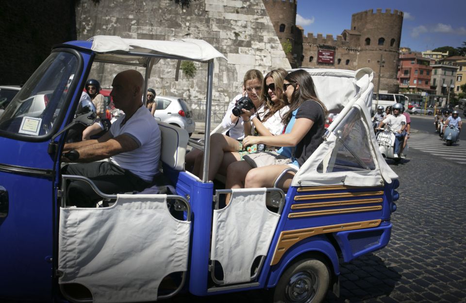 Rome by Ape Calessino - Colosseum area: viewing history without the all-day slog