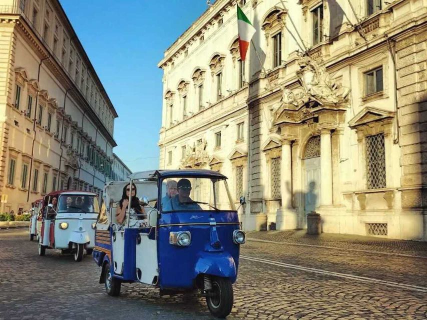 Rome by Ape Calessino - Trevi Fountain, Spanish Steps, and Navona Square: quick hits with good angles