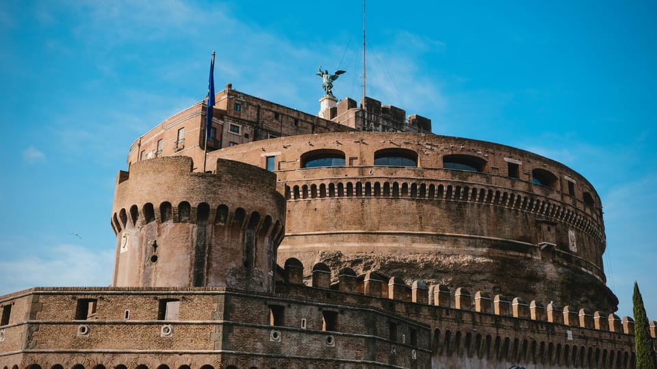 Rome: Castel Sant'Angelo Skip-the-Line Entry Ticket - Papal rooms inside Castel SantAngelo: Vatican influence, Roman walls