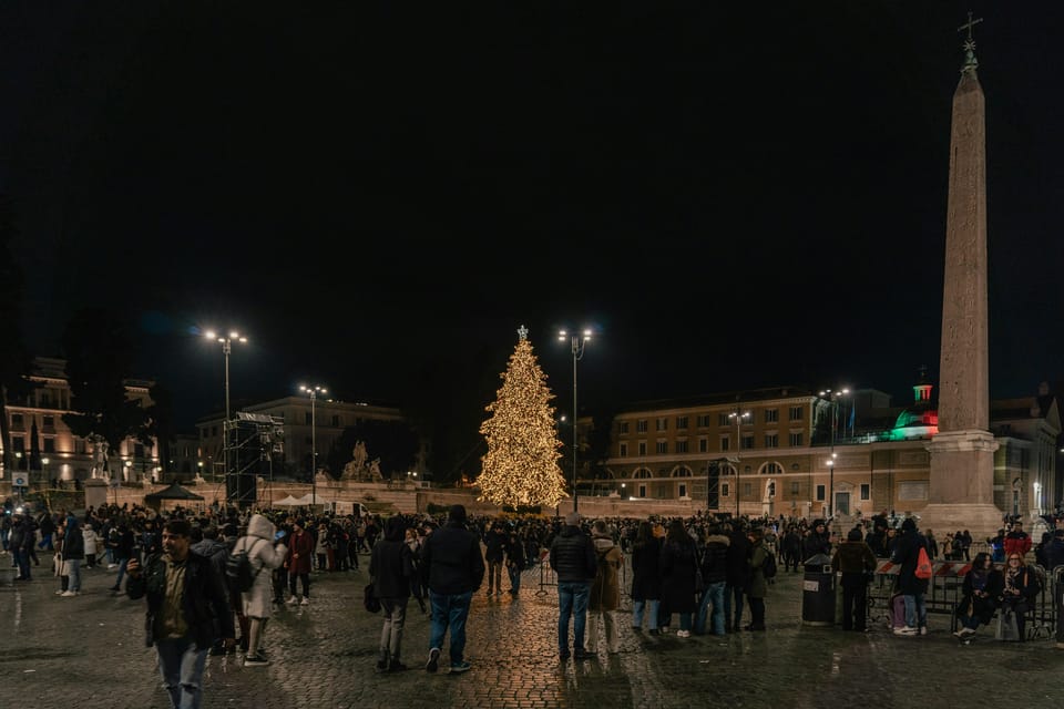 Rome: Christmas Lights Walking Tour - Alberto Sordi Gallery and the Piazza della Rotonda (Pantheon area)