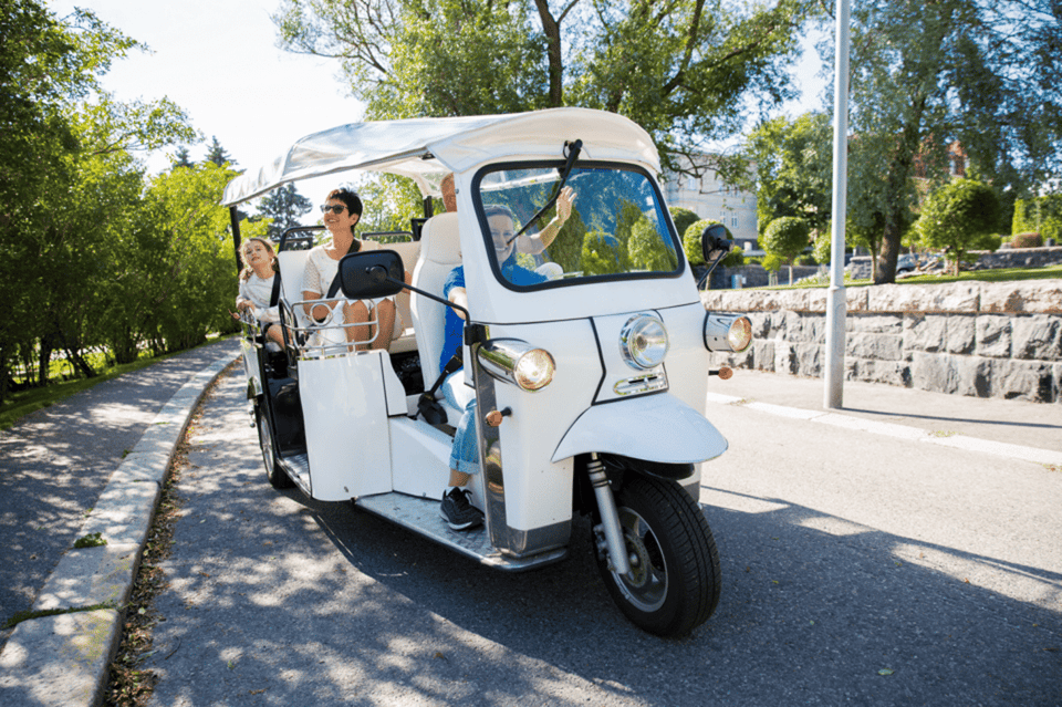 Rome: City Highlights Golf Car Tour - Meeting at Via Francesco Crispi: What You’ll Actually Need to Find