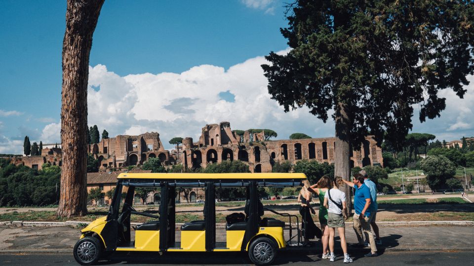 Rome: City Highlights Golf Cart Tour with Local Guide - The Pantheon: dome views, photo stops, and why the building feels different