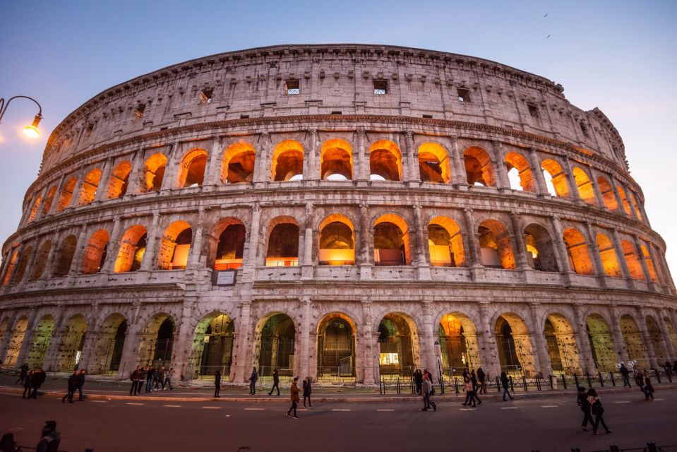 Rome: Colosseum and Palatine Hill Guided Walking Tour - Roman Forum and Via Sacra: the political center on foot