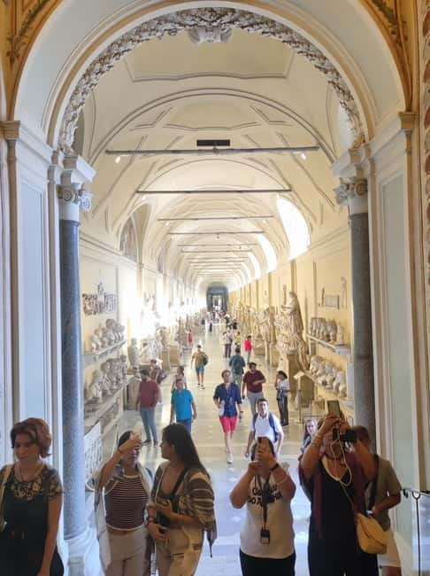 Rome: Majesty of the Vatican Small-Group Walking Tour - St. Peter’s Basilica: A Big Finale in a Short Visit