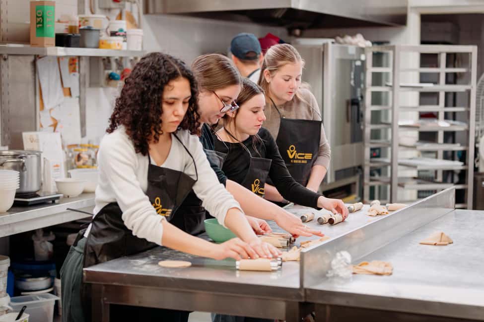 Rome: Pastry Cooking Class Gelato, Tiramisu and Cannoli - How the Pastry Lab Teaches: tools, equipment, and chef coaching
