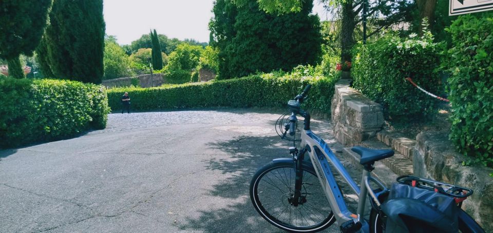 Rome: Tour by Top E-bike Ancient Appian Way Catacombs Aqueducts - Aqueduct Park and the Aqueducts of Claudius and Felix: Why It Matters on a Bike