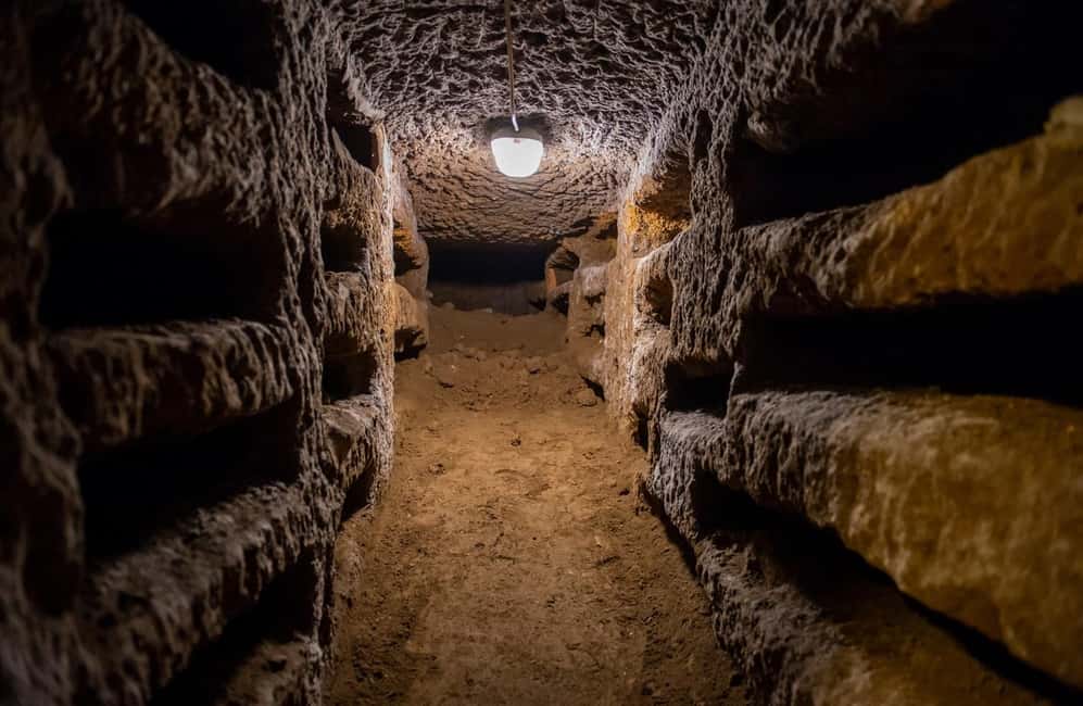 Rome: Underground Catacombs Guided Tour with Transfer - Who this tour suits best (and who should rethink it)