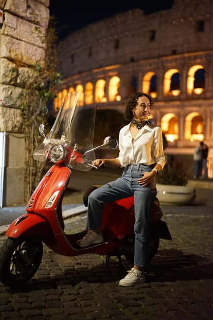 Rome: Vespa Night Tour with Aperol Spritz & Photos - Buco della Serratura and a clever St. Peter’s peek