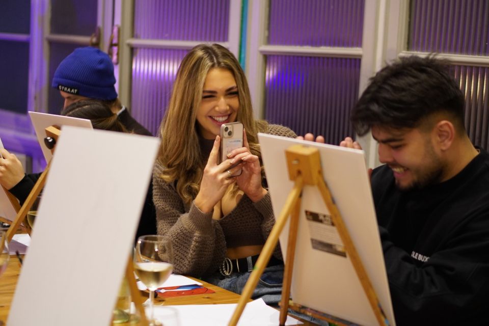 Rome: Wine and Paint Experience in Piazza Navona - Who This Is Best For (And Who Might Skip It)