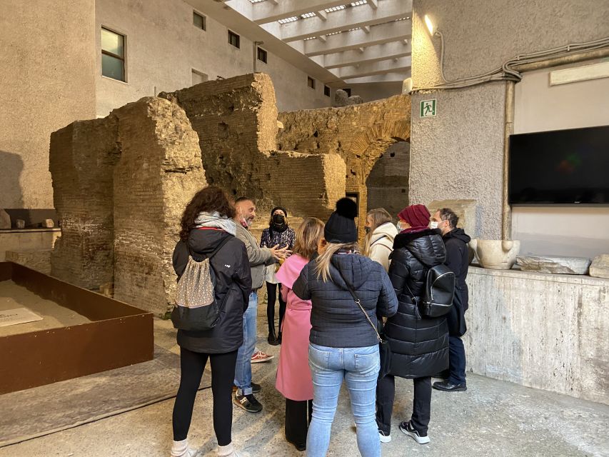 Rome:CityCenter Hidden Highlights Guided Walking Tour German - A quick note on the walking pace, rain, and dress code