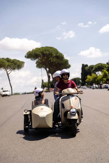 Vespa Sidecar Tour: Highlights of Rome - Why a Vespa sidecar tour is such a smart way to see Rome